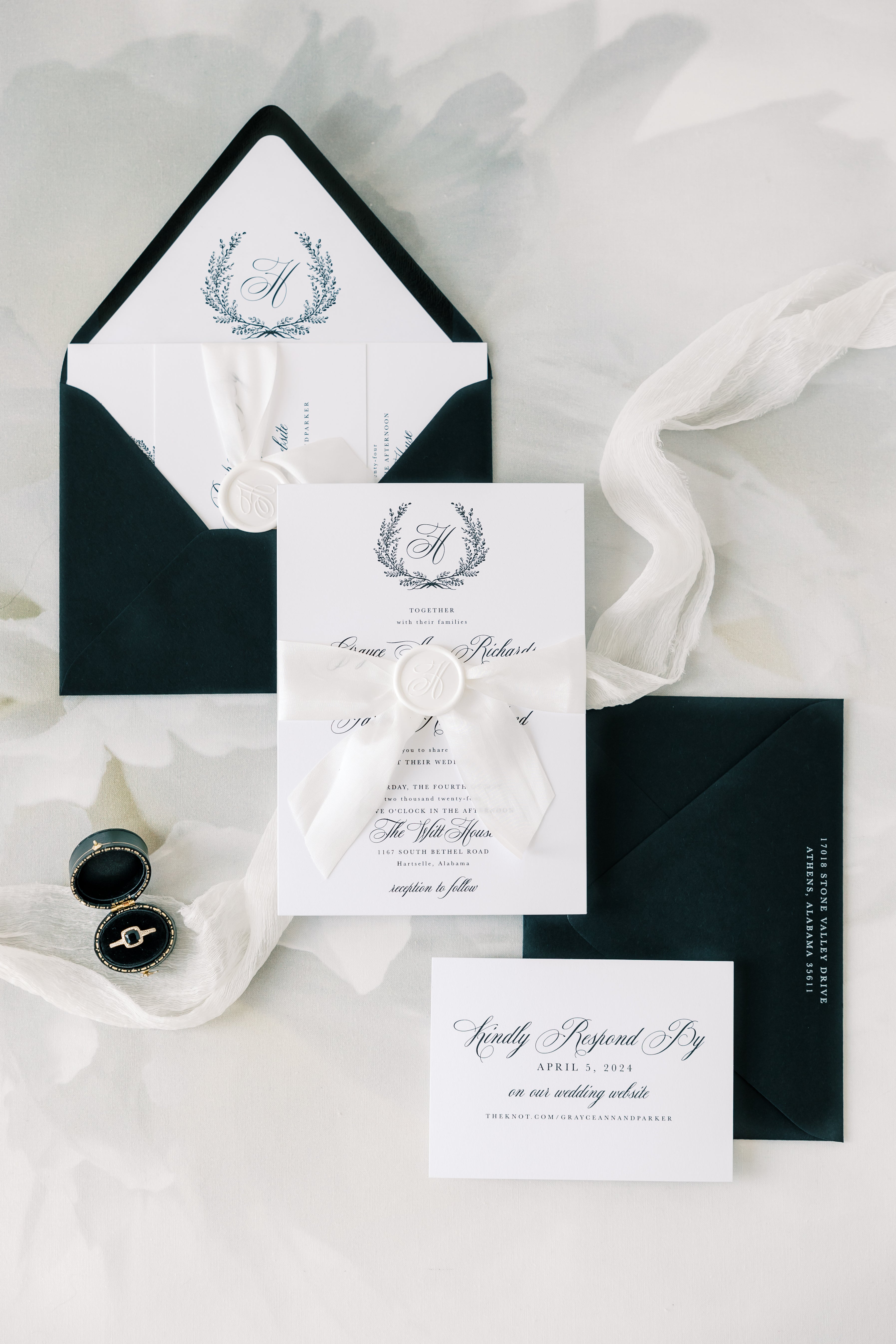Ledgewood-Fine-Stationery-Luxury-Wedding-Invitations-Black-and-White