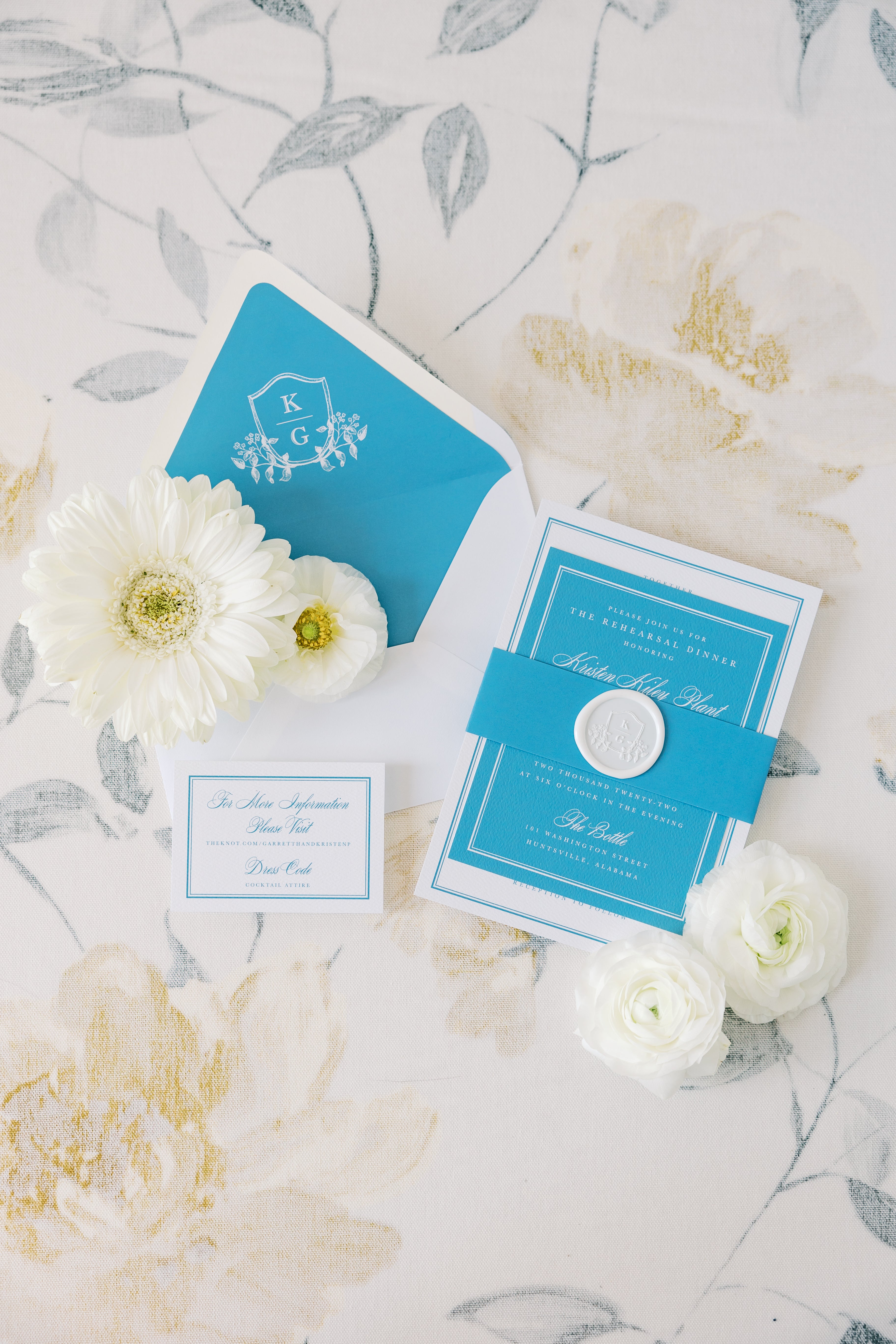 Ledgewood-Fine-Stationery-Luxury-Wedding-Invitations-Blue